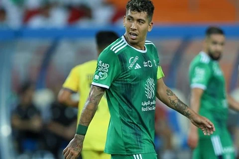 تقارير: فيرمينو يرحب بالرحيل عن الأهلي السعودي والعودة إلى أوروبا